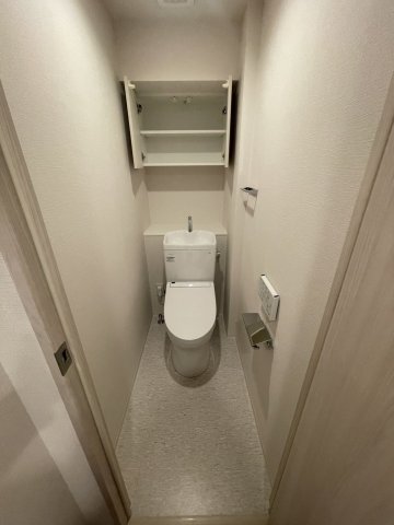 トイレ　※別部屋の参考写真です。