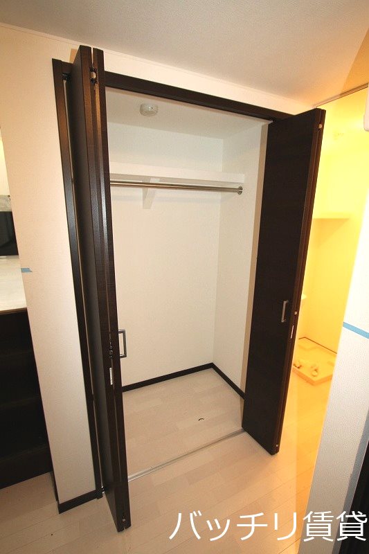 収納　＊画像は別部屋の為イメージ、現状を優先致します