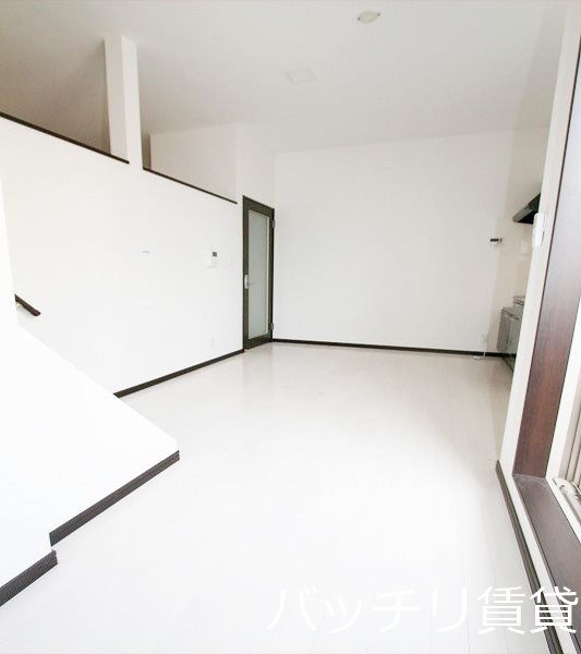 居室・リビング　＊画像は別部屋の為イメージ、現状を優先致します