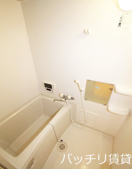 バス・シャワールーム　＊画像は別部屋の為イメージ、現状を優先致します