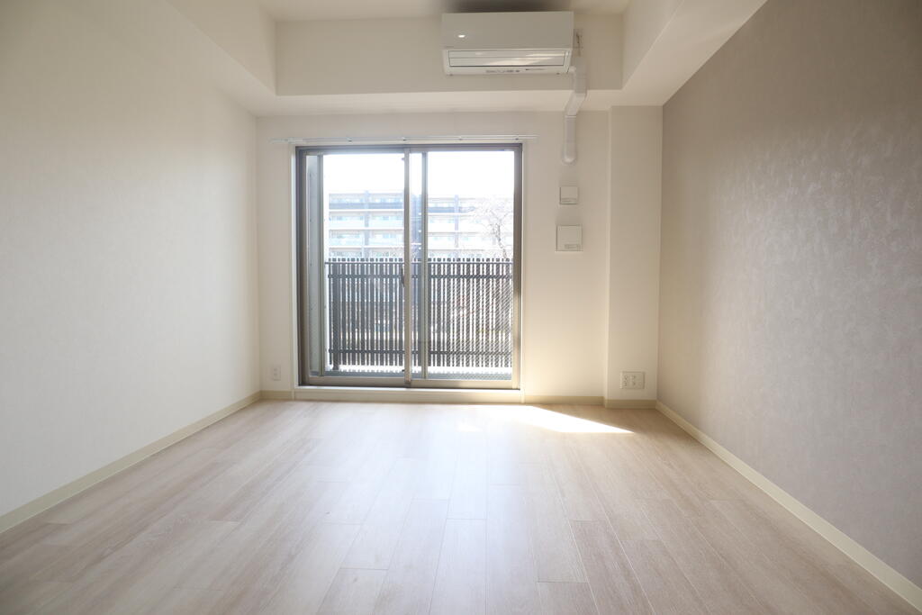 居室・リビング　居室1