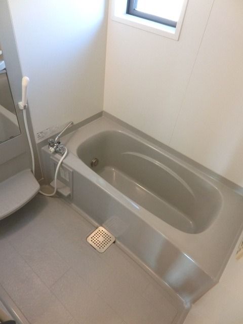 バス・シャワールーム　経済的な追い焚きバス