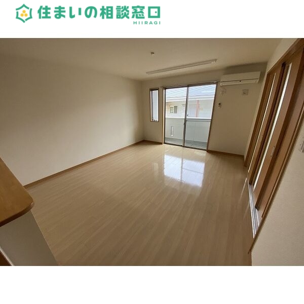 居室・リビング　同型