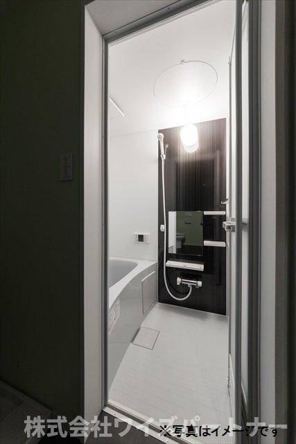 バス・シャワールーム　※同型タイプの為、現状優先