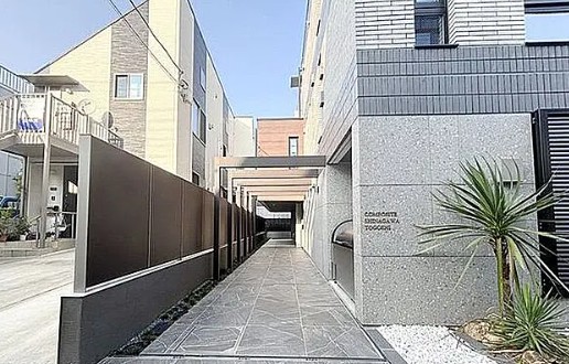 エントランス　コンポジット品川戸越