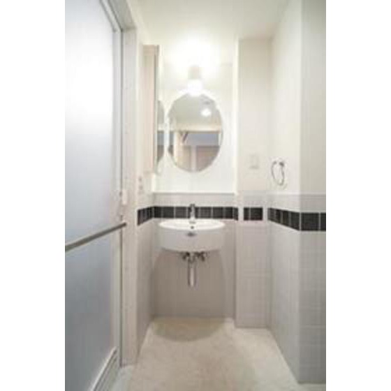 洗面設備　※写真は同タイプ住戸です。