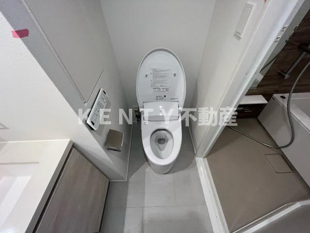 トイレ　清潔感のあるトイレです