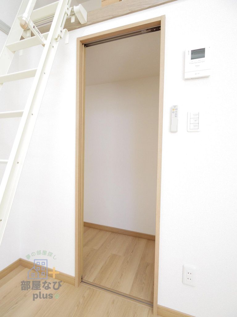 収納　※他号室写真です