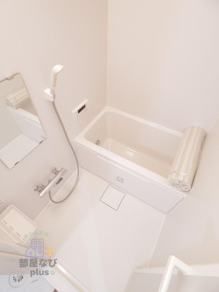 バス・シャワールーム　※他号室写真です