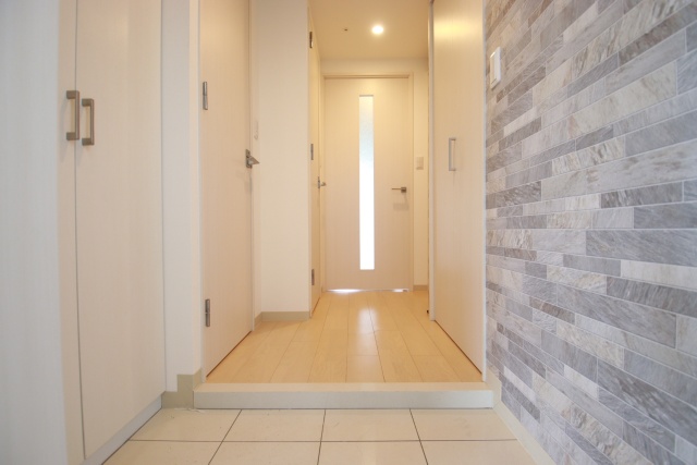 玄関　※別室の参考写真の為、現況優先です。