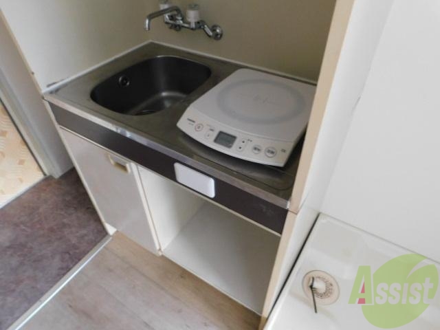 キッチン　ＩＨコンロついてますよ。