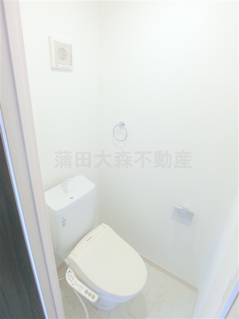 トイレ　トイレ　温水洗浄便座