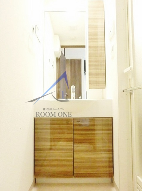 洗面設備　独立洗面台です。