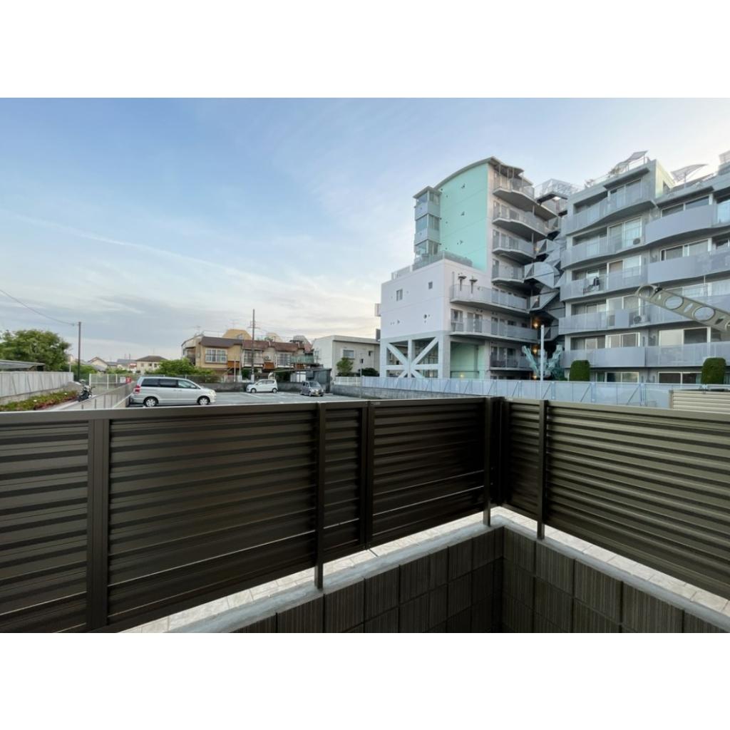 バルコニー　広々としたバルコニーです