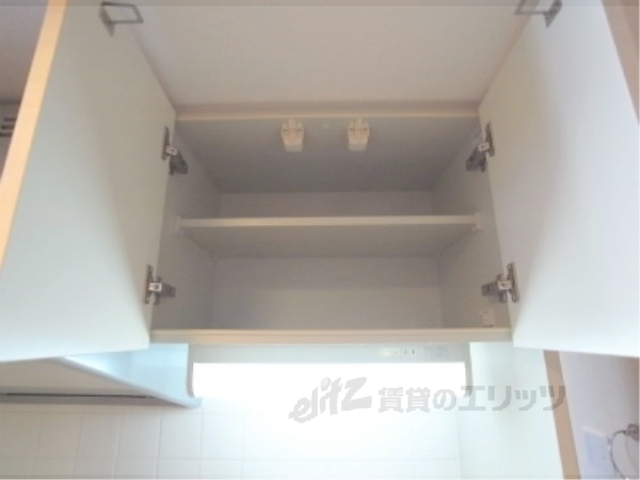 キッチン　収納