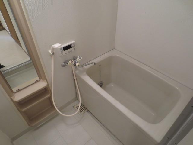 バス・シャワールーム　浴室