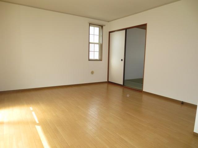 居室・リビング　リビング２