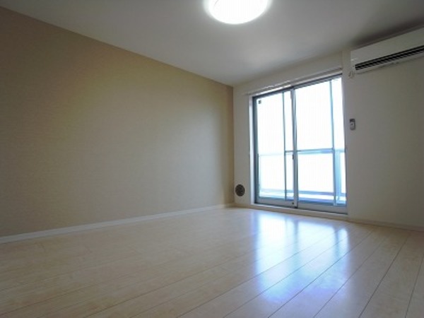 居室・リビング　ゆったりすごせるリビングです