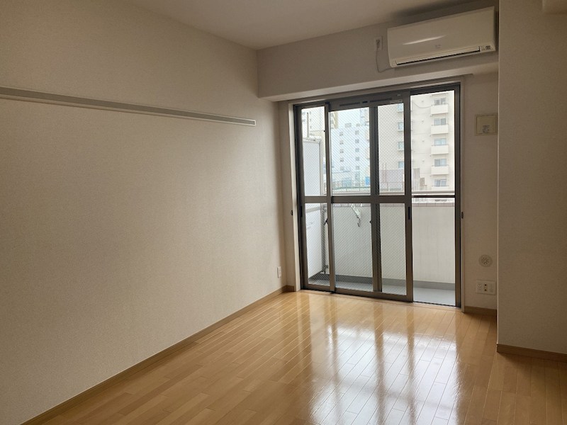 居室・リビング　別室参照