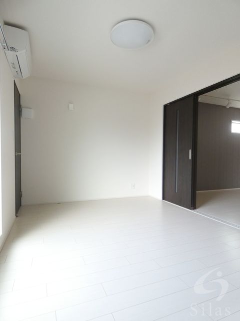 居室・リビング　同仕様