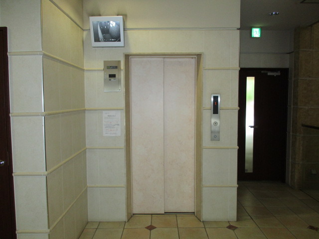 セキュリティ　エレベーターです