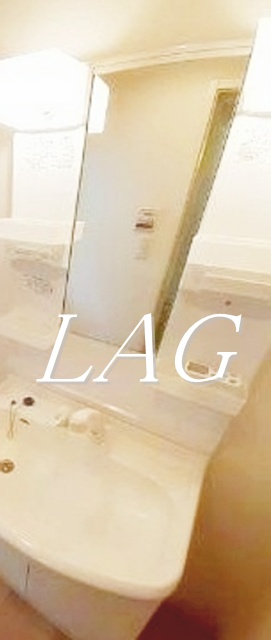 洗面設備　独立洗面台です。