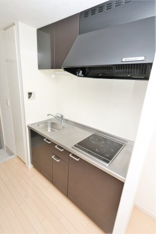 キッチン　参考写真（同物件別部屋）