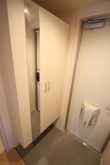 玄関　ミラー付きシューズＢＯＸ