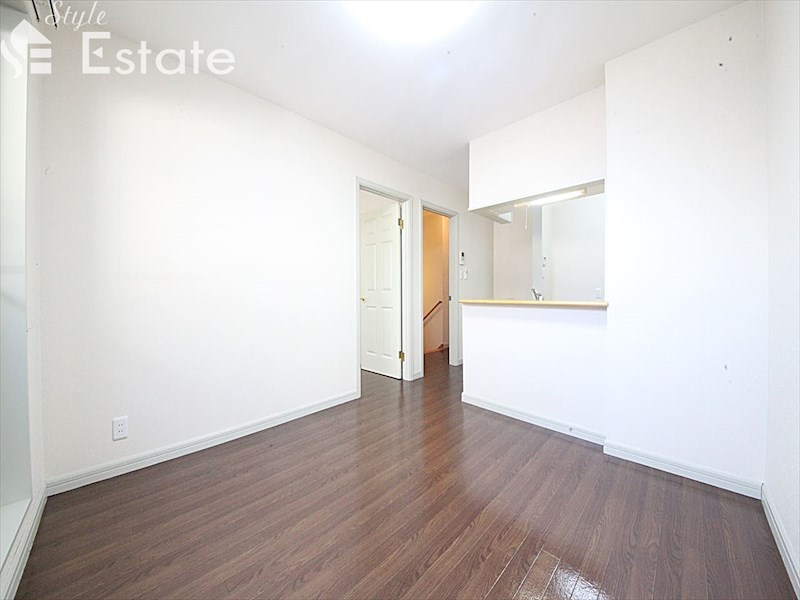 居室・リビング　内装