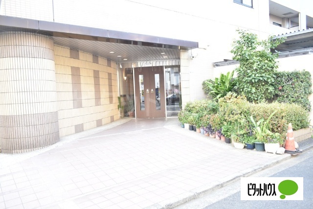 エントランス　エントランス