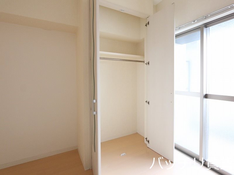 収納　別号室タイプの為、現状を優先いたします