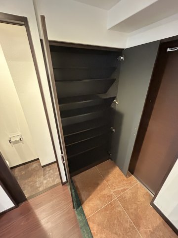 玄関　シンプルで使いやすい玄関です