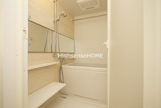 バス・シャワールーム　きれいなお風呂です