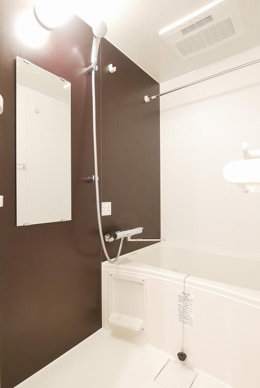 バス・シャワールーム　バス