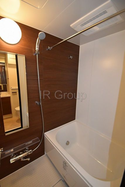 バス・シャワールーム　バスルーム