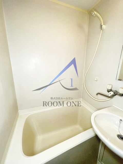 バス・シャワールーム　お風呂です。