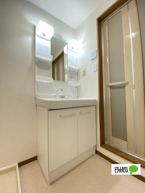 洗面設備　２０３