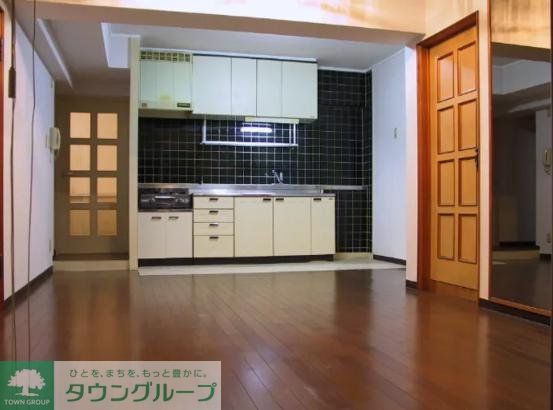 居室・リビング　エントランス