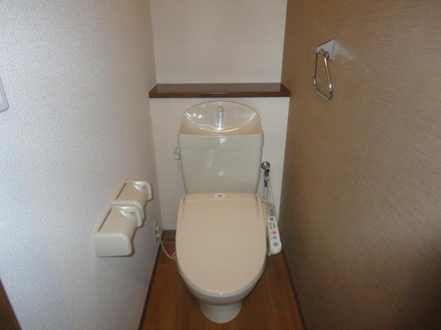 トイレ　シャワー付トイレ