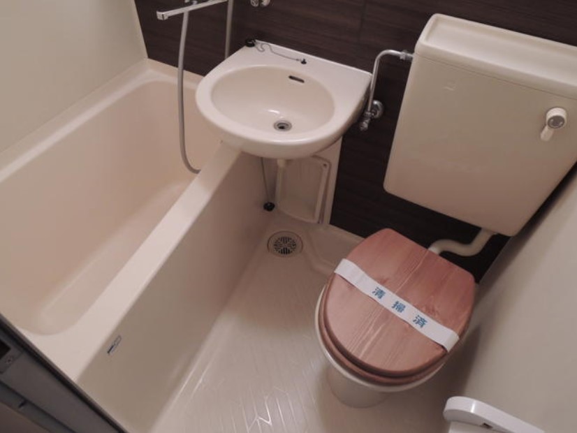 トイレ　クリオ片倉町六番館