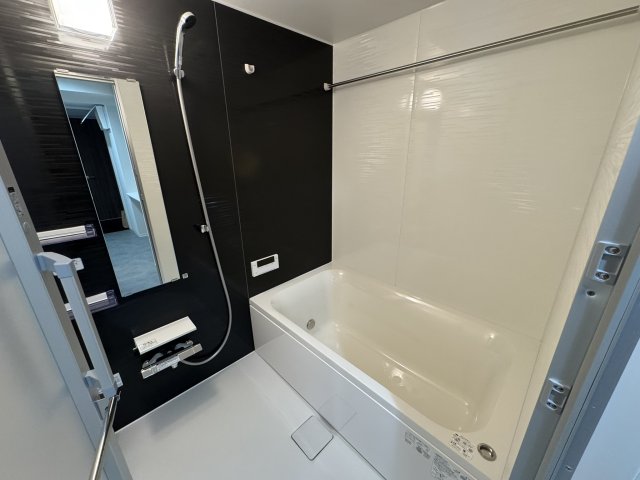 バス・シャワールーム　※写真は同物件別部屋です。
