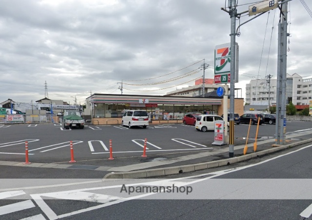 コンビニ　セブンイレブン倉田店（コンビニ）まで673m