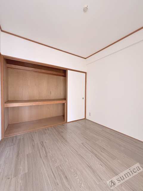 収納　収納力抜群の壁一面のクローゼットです♪♪