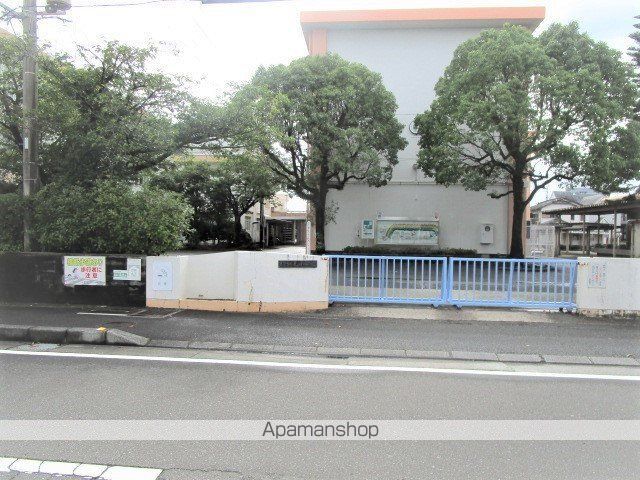 小学校　潮見小学校（小学校）まで621m