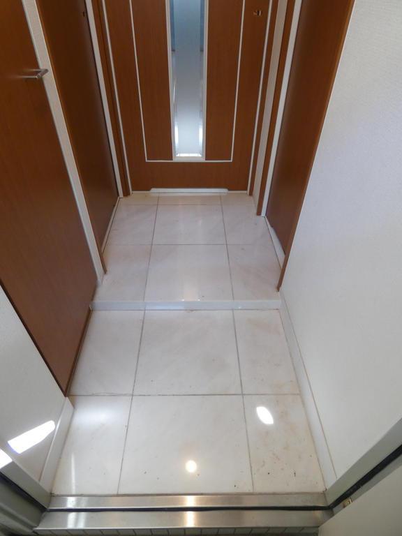 玄関　玄関※別部屋参考写真
