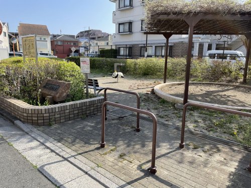 公園　練馬区立らいらっく児童遊園（公園）まで117m