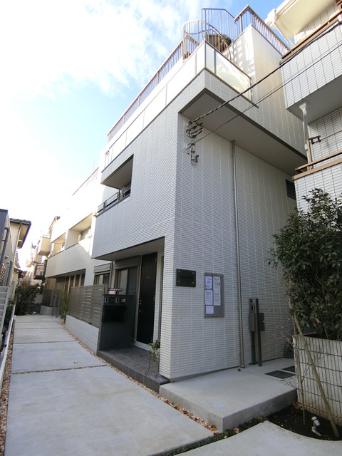 建物外観　耐震構造の旭化成へーベルメゾン