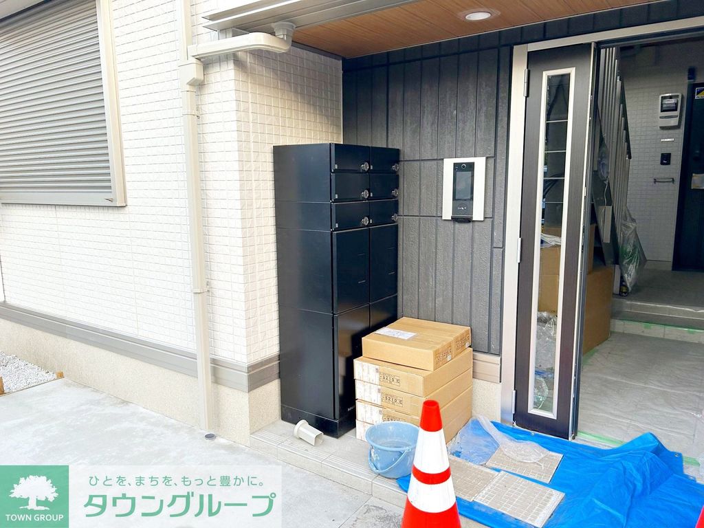 エントランス　エントランス