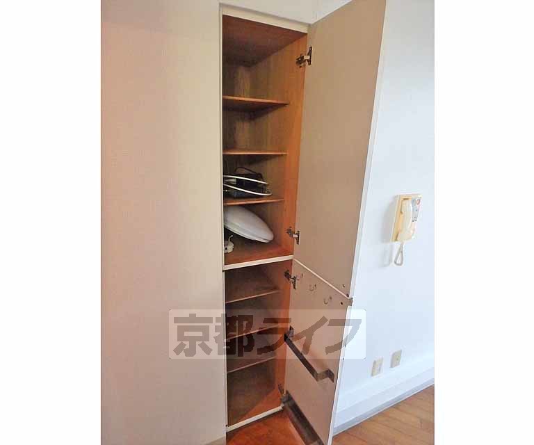 収納　たくさん入る靴箱です。