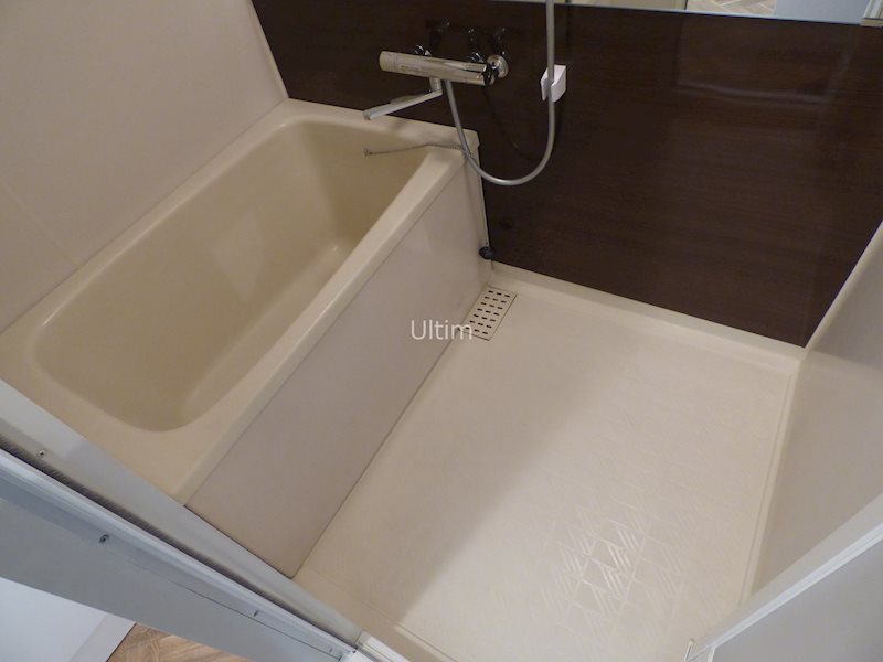 バス・シャワールーム　別部屋のお写真です。ご参考までに！